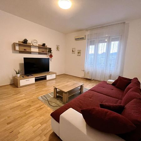 Boutique Family Apartment In The Heart Of City Budapest Exterior foto