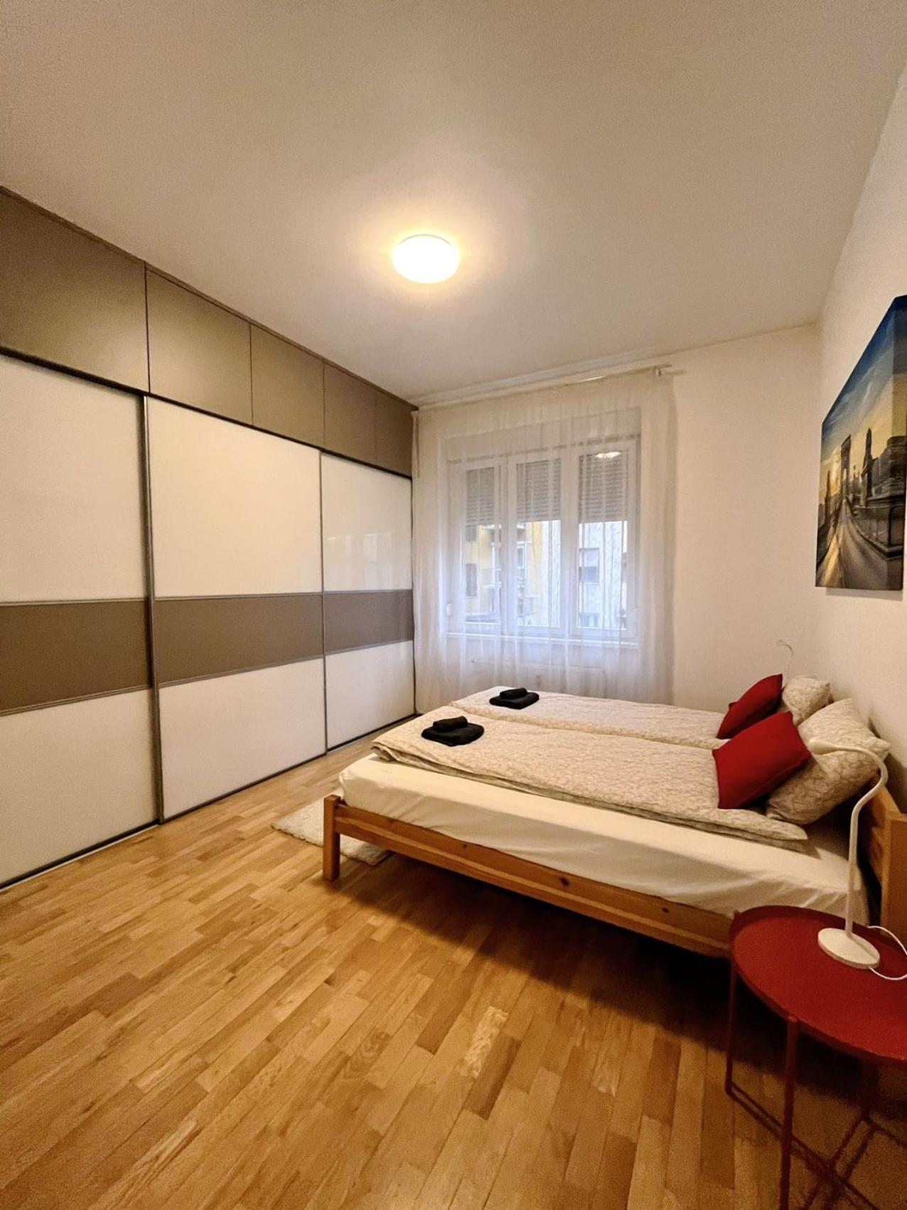 Boutique Family Apartment In The Heart Of City Budapest Exterior foto